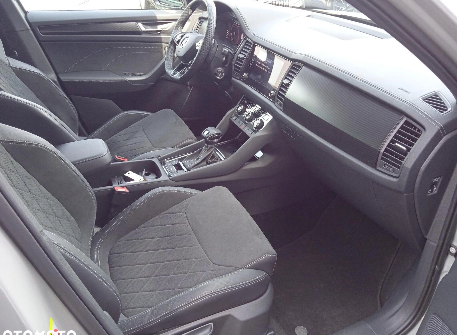 Skoda Kodiaq cena 164500 przebieg: 18607, rok produkcji 2023 z Gliwice małe 379